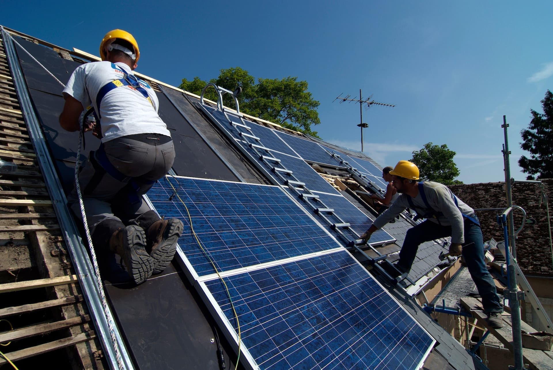 太陽光パネルを設置